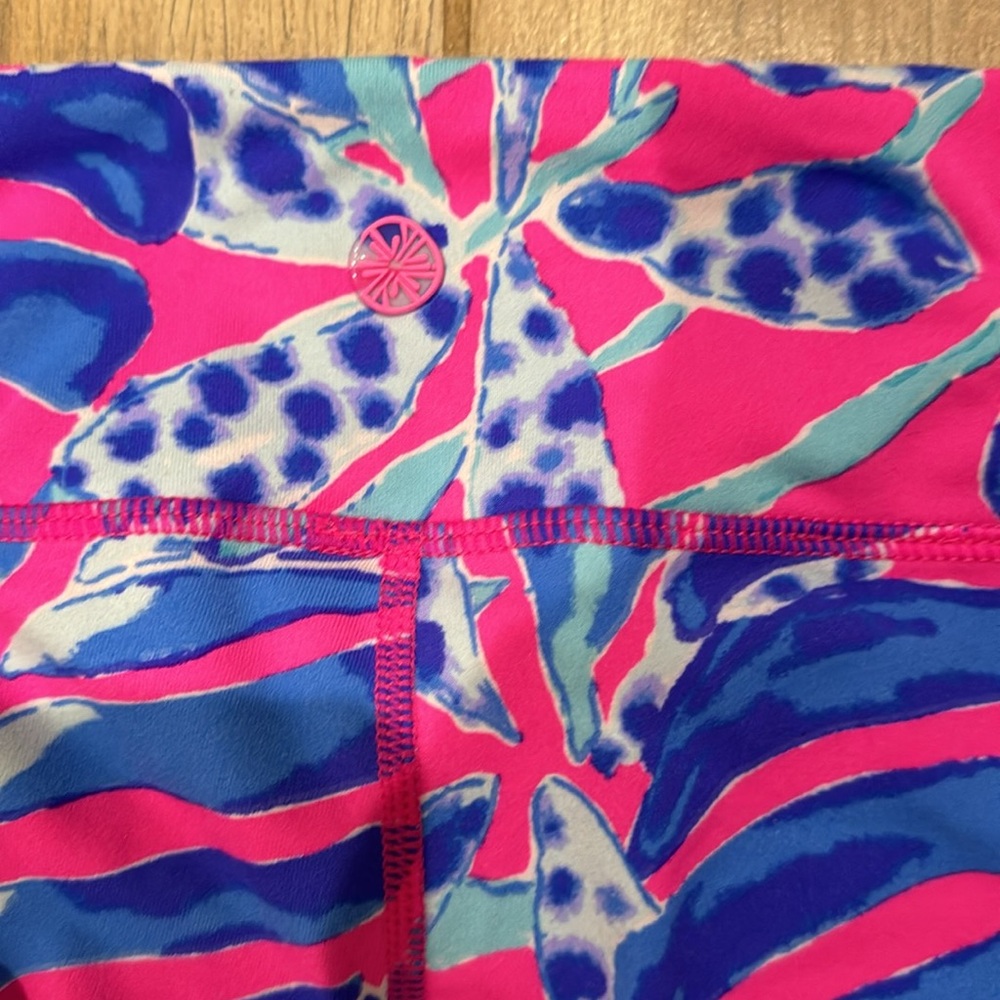 Lilly Pulitzer Luxletic leggings - Picture 8 of 9